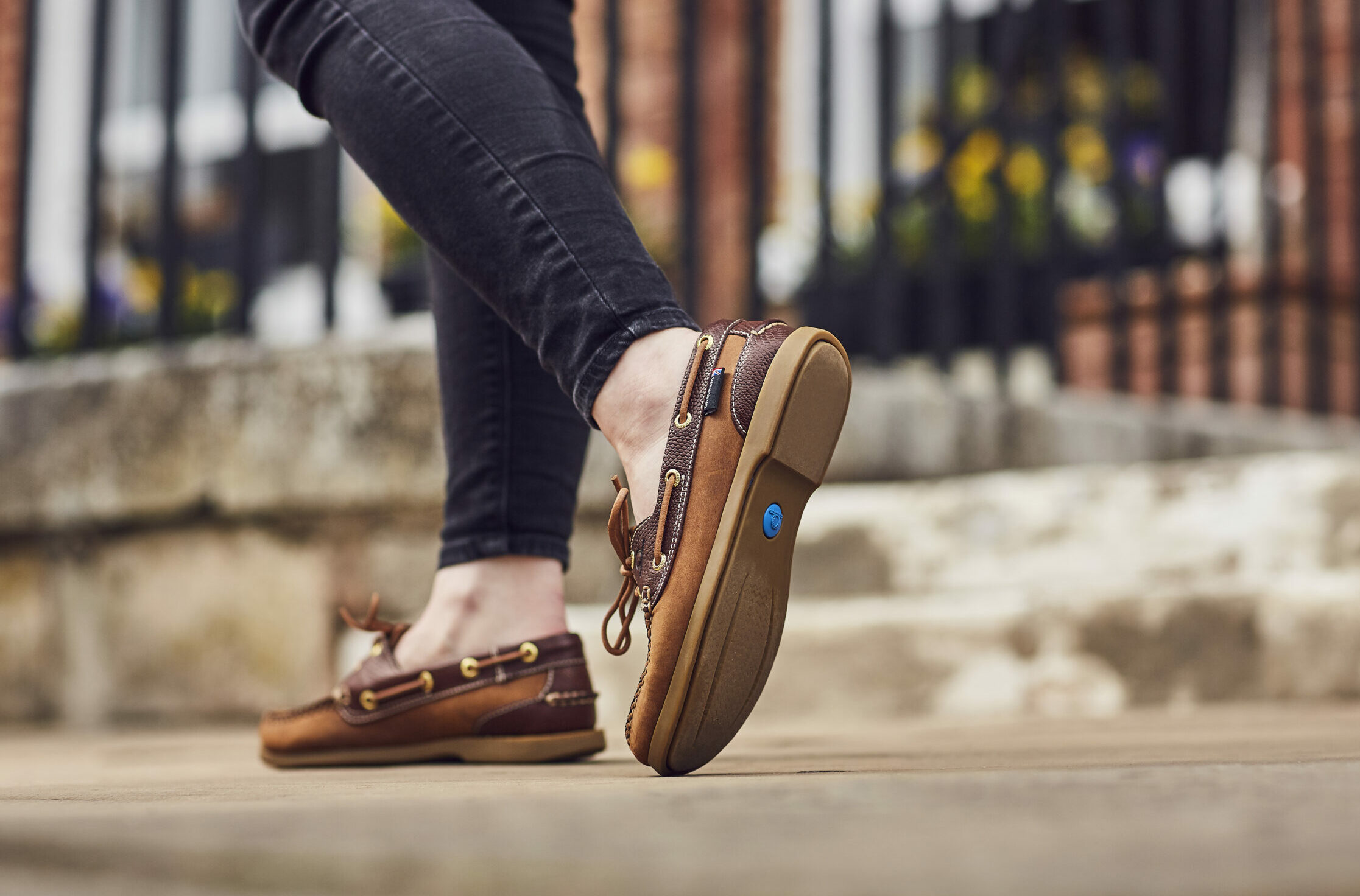 The Highest Return on Investment Footwear for 2025: Boat Shoes × Ballet Flats × Ultra-Mini Bags